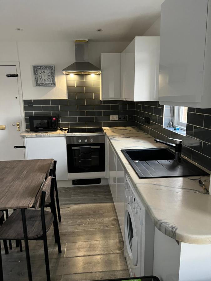 Lovely Apartment For 2 Or 4 People - Bermondsey Londen Buitenkant foto