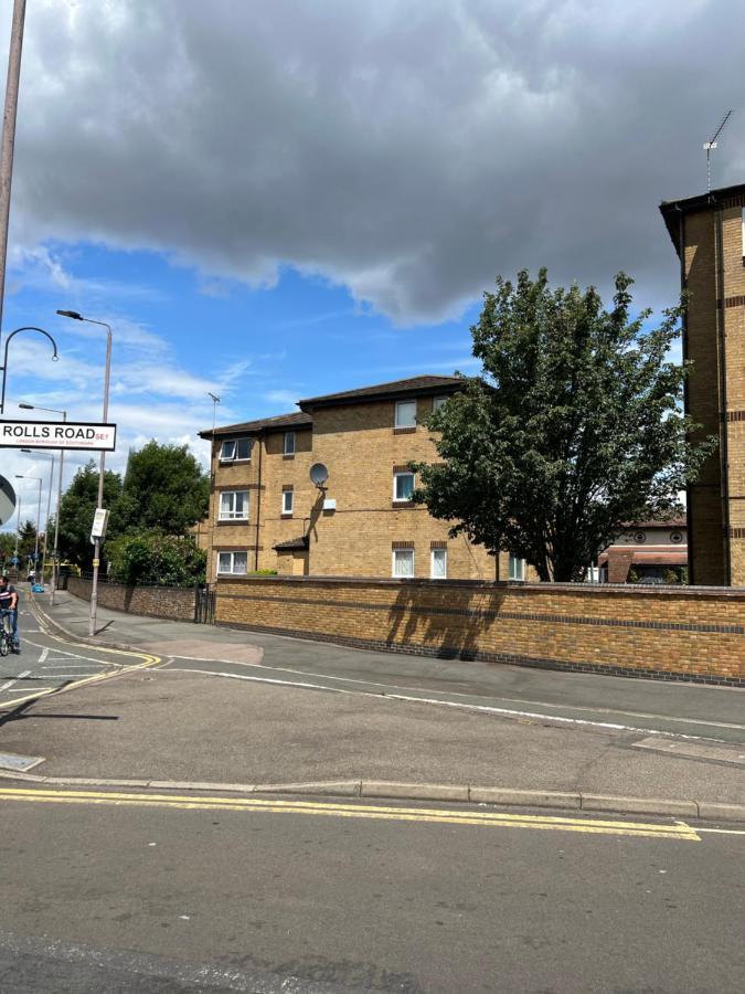 Lovely Apartment For 2 Or 4 People - Bermondsey Londen Buitenkant foto
